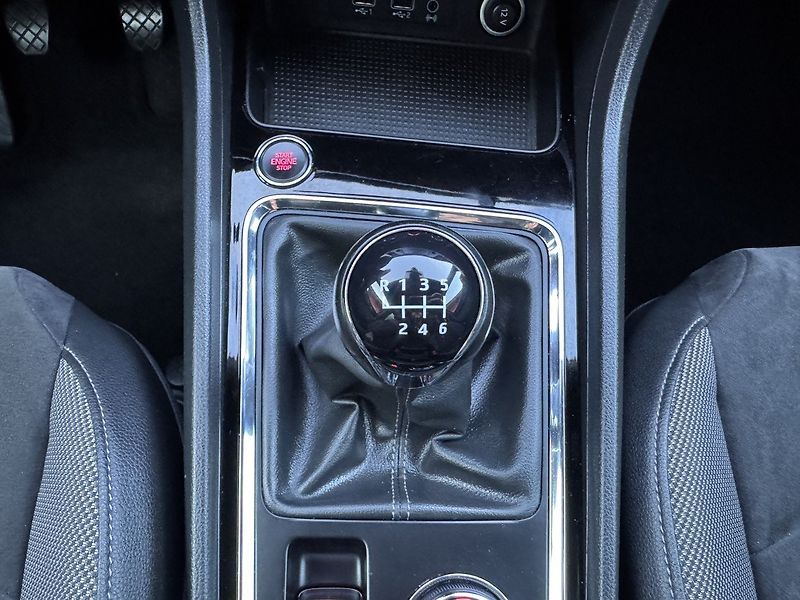 Seat Ateca (2018) 1.4TSi LED Navi Kamera ACC - fotka 10 z 50
