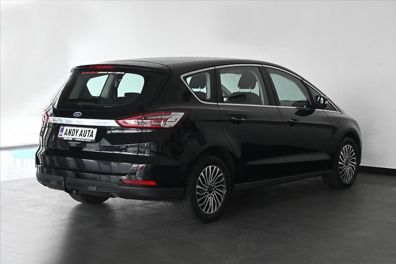 Ford S-MAX 2,0 EcoBlue 110 kW AT8 Titaniu - fotka 3 z 32