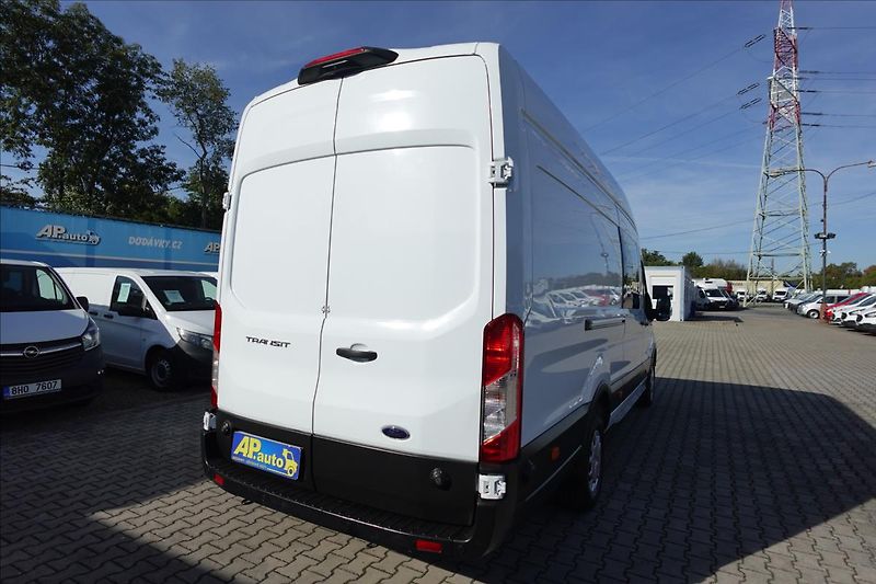 Ford Transit 2,0 TDCI  JUMBO 6MÍST KLIMA - fotka 11 z 41