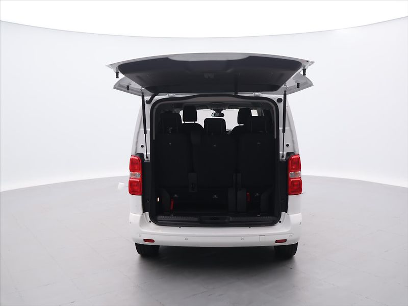 Citroën SpaceTourer 2,0 BlueHDi 130kW Aut. 8 míst - fotka 9 z 31