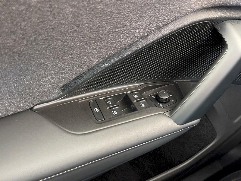 Volkswagen Tiguan (2024) 1.5 eTSI 96 kW DSG mHEV - fotka 23 z 32