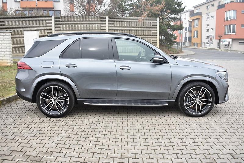 Mercedes-Benz GLE 450d 4M AMG - fotka 8 z 57