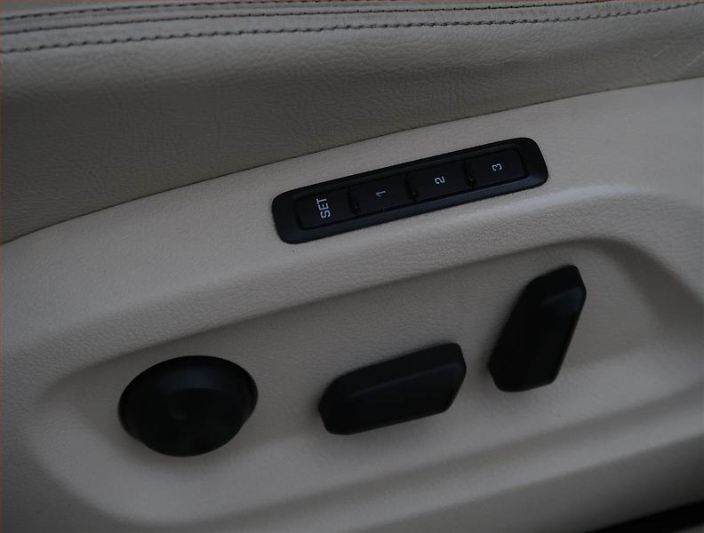 Volkswagen Sharan (2012) Highline 2.0 TDI BMT, Automat - fotka 22 z 25