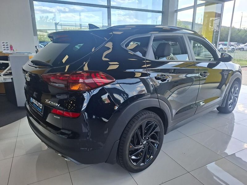 Hyundai Tucson 1.6 T-GDi  130KW 4x4 N-line 20 - fotka 3 z 15