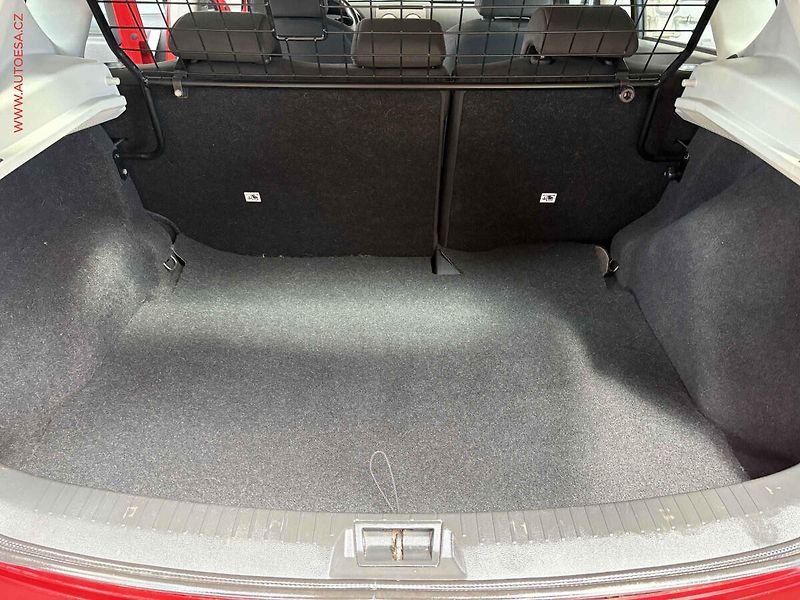 Nissan Qashqai (2008) 2.0DCi 4x4, AC, temp - fotka 7 z 15