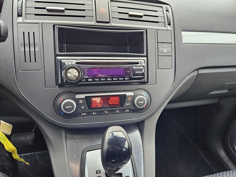 Ford C-MAX (2008) 2L 100KW AUTOMAT, S - fotka 16 z 27
