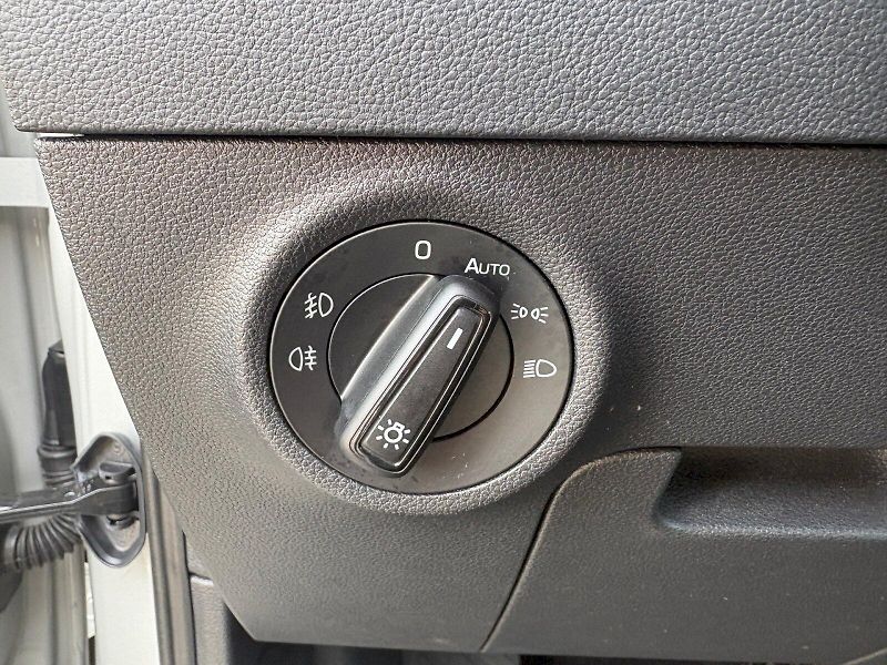 Škoda Karoq (2025) DSG 2.0 TDI / 110kW / SELECTIO - fotka 9 z 24