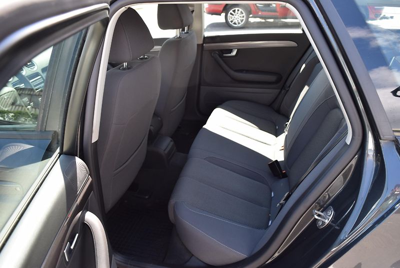Seat Exeo (2010) 2.0TDI 88kw REFERENCE VÝHŘEVY - fotka 13 z 44