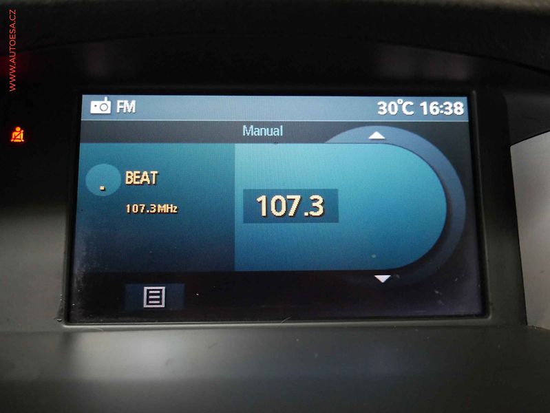 Renault Laguna (2008) 2.0 dCi, ČR, STK5/28 - fotka 14 z 21