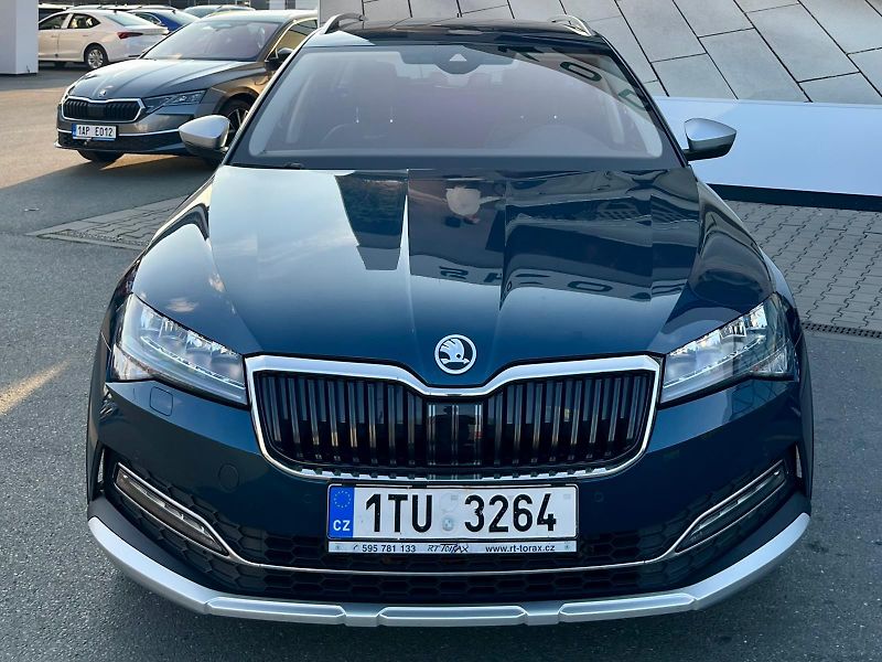 Škoda Superb (2020) 2.0 TDi Scout 4x4 DSG - fotka 7 z 19