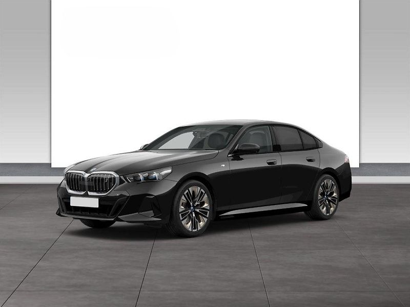 BMW i5 xDrive40 M-Sport HuD 360 Venti - fotka 1 z 9