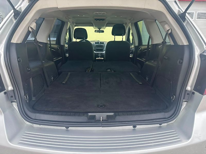 Fiat Freemont (2013) 2.0JTD 7-míst/1MAJ/TEMPOMAT - fotka 19 z 37