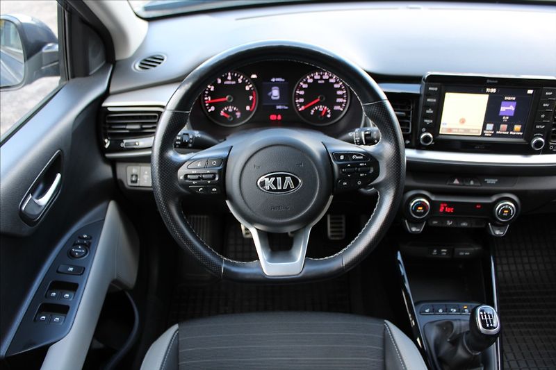 Kia Stonic 1,4 i  NOVÉ V ČR,PREMIUM,34TKM - fotka 10 z 33