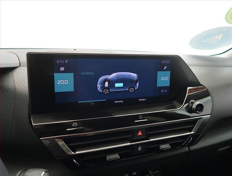 Citroën ë-C4 (2022) Shine 50 kWh, SoH 94% - fotka 21 z 27