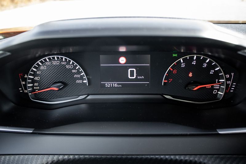 Peugeot 2008 - fotka 14 z 36