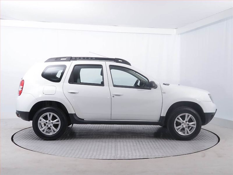 Dacia Duster (2017) 1.6 SCe, ČR,1.maj, Serv.kniha - fotka 6 z 17