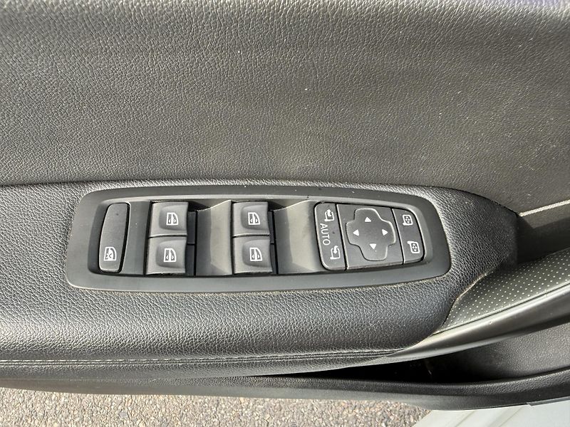 Renault Mégane 1.5 DCI 81kW - fotka 25 z 36