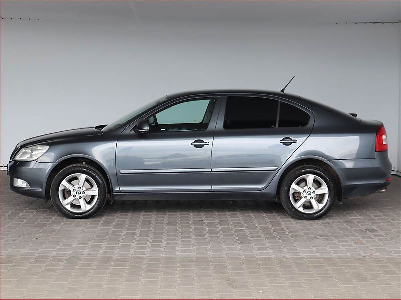 Škoda Octavia (2011) 1.8 TSI, Automat, Serv.kniha - fotka 3 z 20