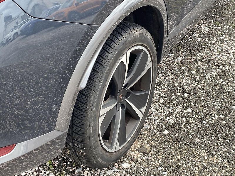 Cupra Formentor (2024) 1.5 TSI DSG - fotka 33 z 37