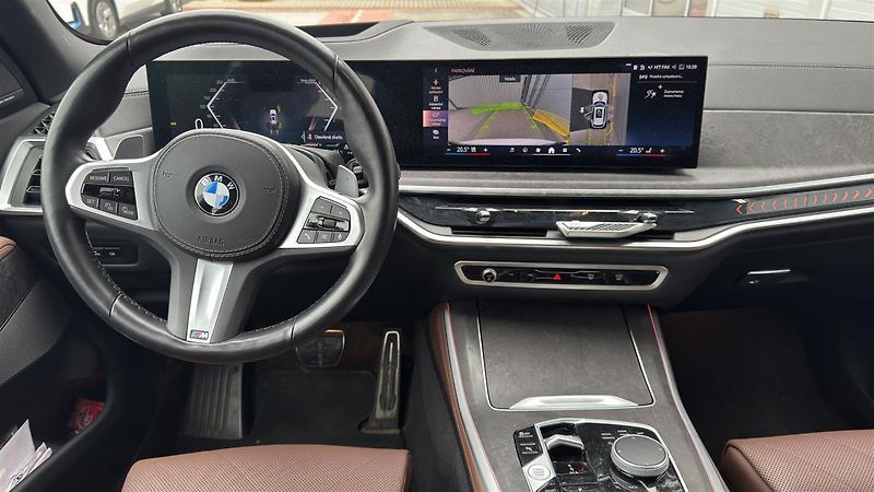 BMW X5 xDrive40d Mpaket ČR DPH 1.maji - fotka 6 z 18