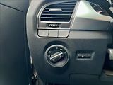 Škoda Fabia 1,0 MPI / KLIMA - náhled 32