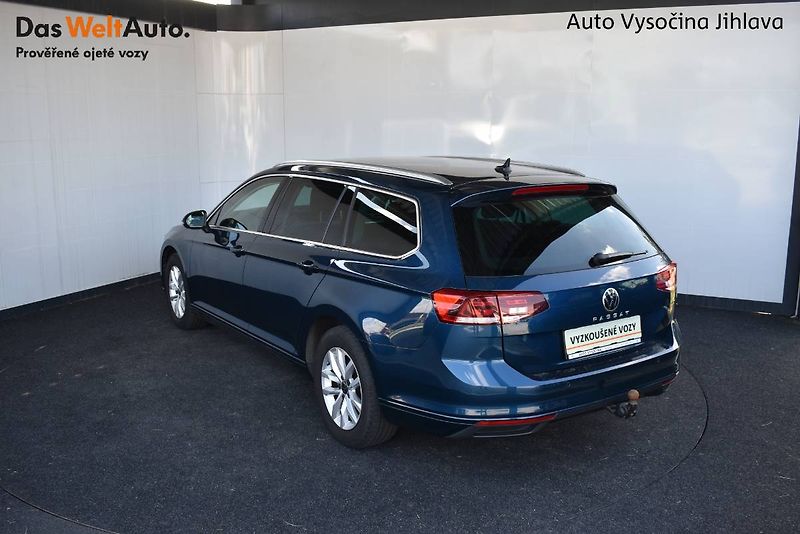 Volkswagen Passat Variant (2023) 1.5TSI 110kW, LED, tažné - fotka 6 z 24