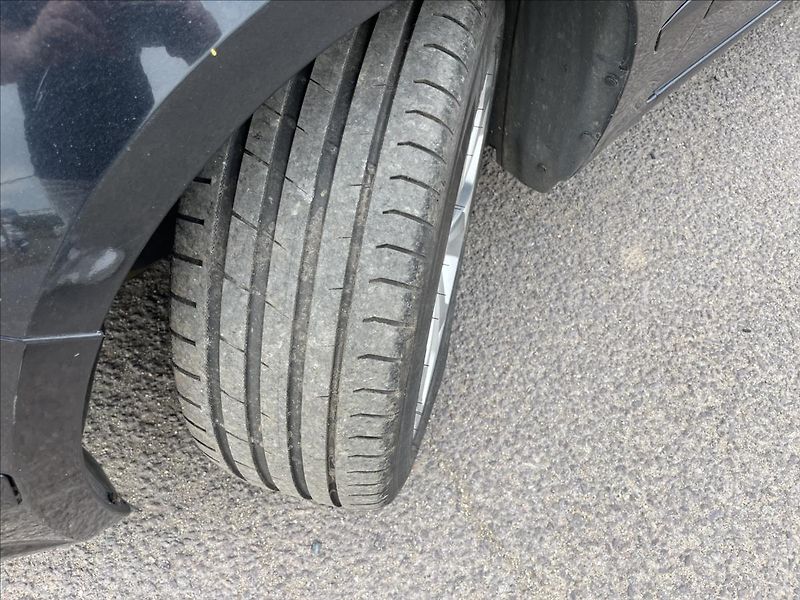 Ford S-MAX 2,0 TDCi 7.MÍST KLIMA 2x KOLA - fotka 37 z 41