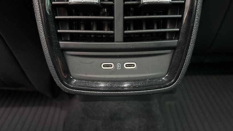 Škoda Scala 1.5 TSI DSG Style - fotka 23 z 34