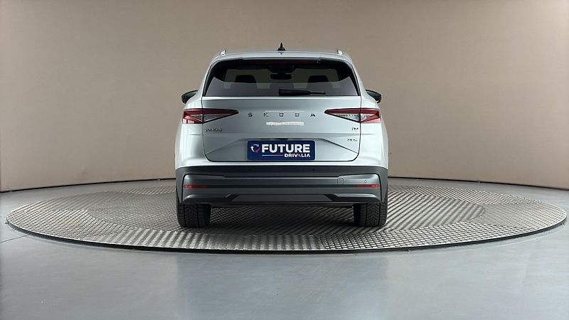 Škoda Enyaq 82 kWh AUT 80x Clever - fotka 5 z 32
