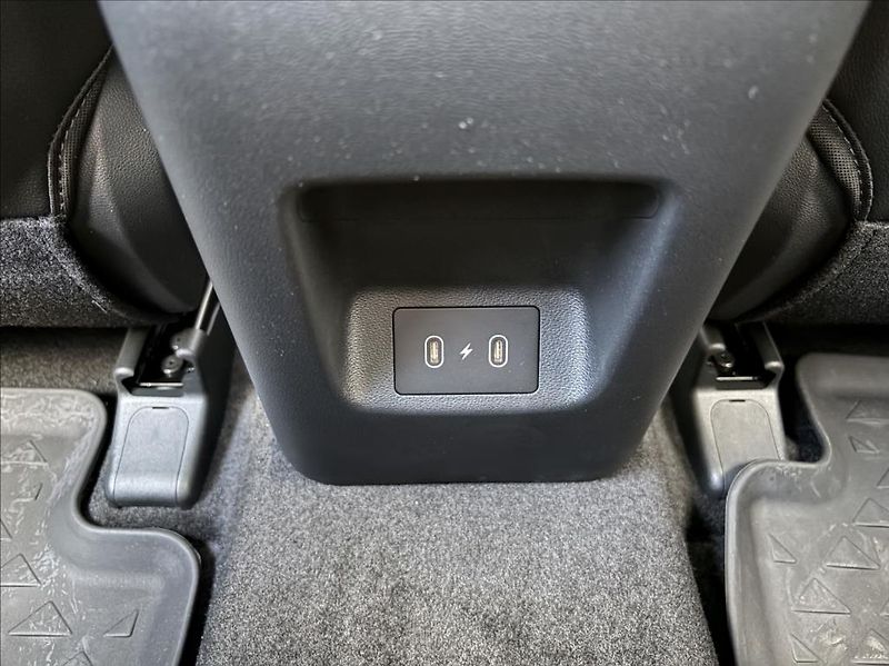 Hyundai Tucson 1,6 T PHEV  20 Years - fotka 14 z 22