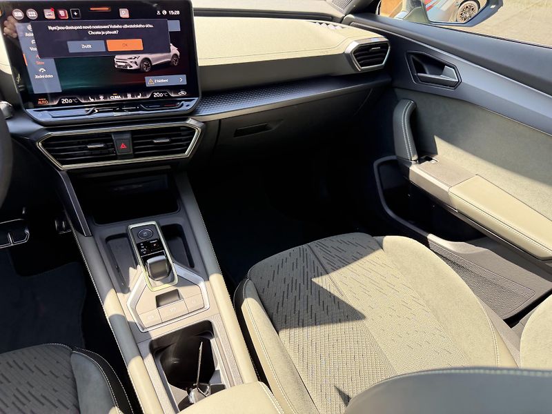 Cupra Formentor (2026) 2.0TDI TRIBE 150k DSG ZÁRUKA 5 - fotka 25 z 46