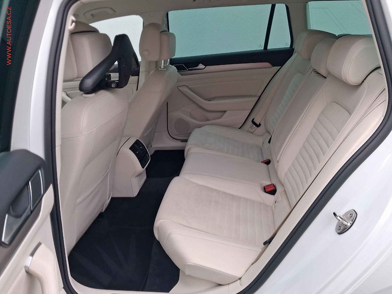 Volkswagen Passat (2019) 2.0TDi, DSG, LED, navi - fotka 10 z 20