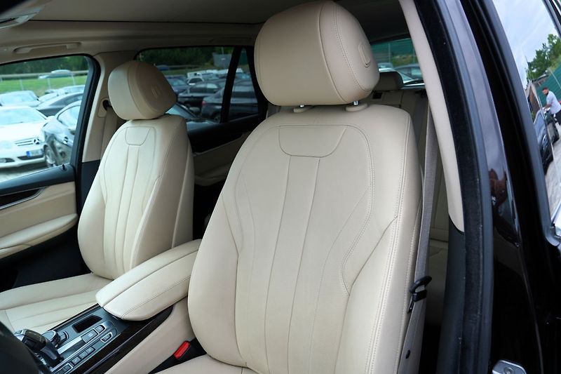 BMW X5 40e xDrive/iPerformance/315 PS - fotka 28 z 49