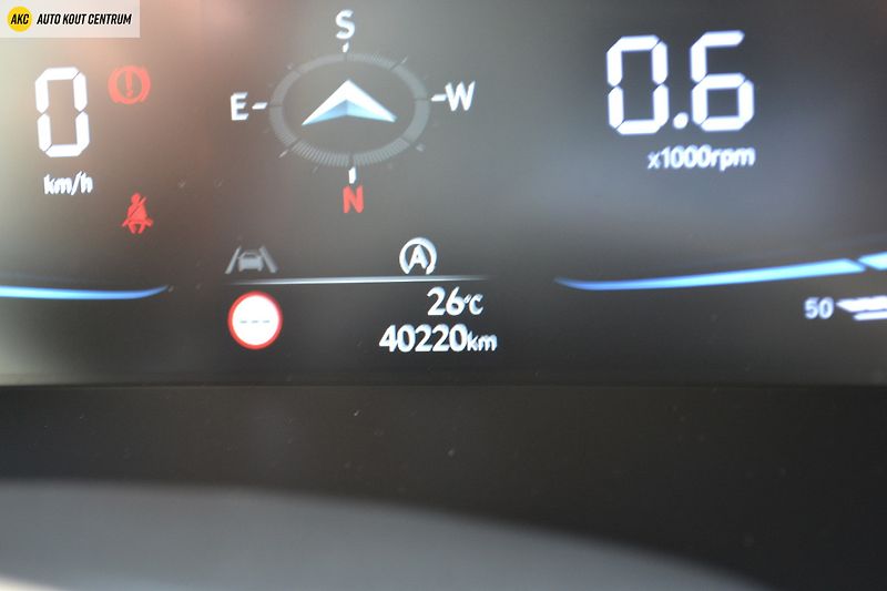 Hyundai i30 WG 1,5I MT SMART FAMILY NAVI - fotka 32 z 43
