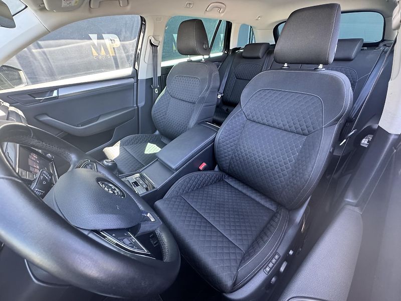Škoda Superb (2018) III 2.0TDi MAN Style Kessy RZV - fotka 16 z 48