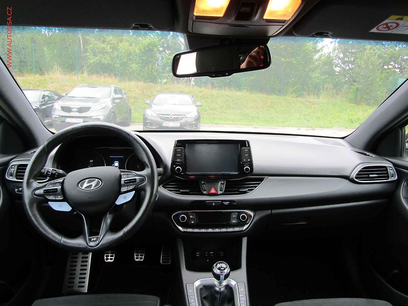 Hyundai i30 (2020) 2.0 i, serviska - fotka 10 z 20