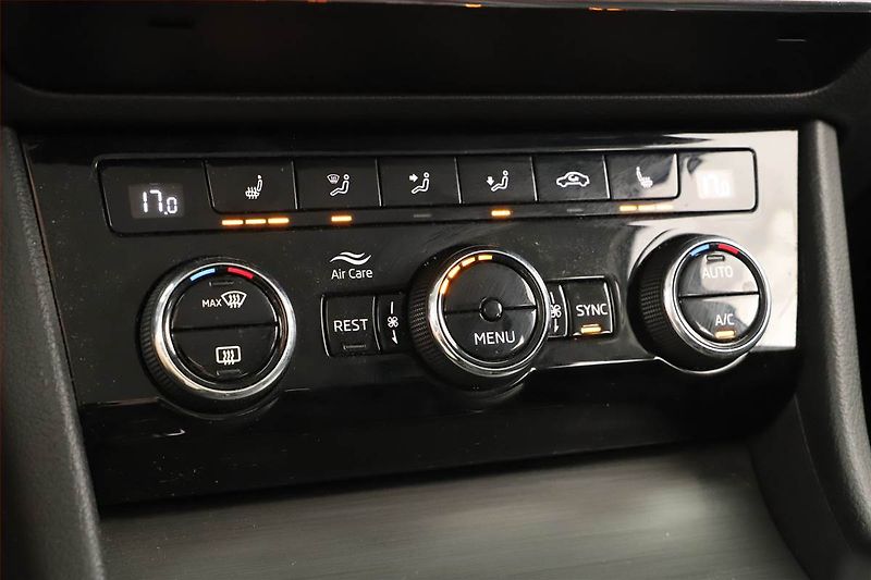 Škoda Superb (2021) Style 2.0 TDI, Automat - fotka 15 z 20
