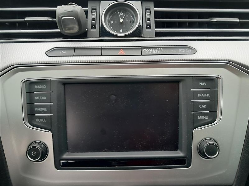 Volkswagen Passat Variant 2.0 TDI 110KW - fotka 39 z 59