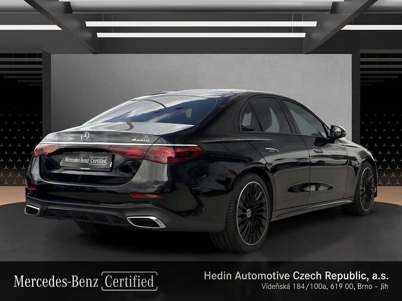 Mercedes-Benz Třídy E (2025) 300 de 4MATIC - fotka 5 z 28