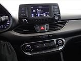 Hyundai i30 (2017) 1.6 CRDi, Serv.kniha, Tempomat - náhled 10