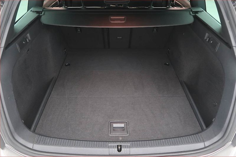 Volkswagen Golf (2016) Comfortline 1.4 TSI - fotka 12 z 12