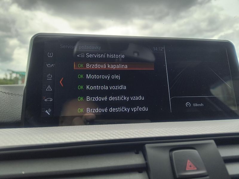 BMW Řada 3 (2019) 320 M XD AT ČR/NAVI/KAMERA/ALU - fotka 42 z 53