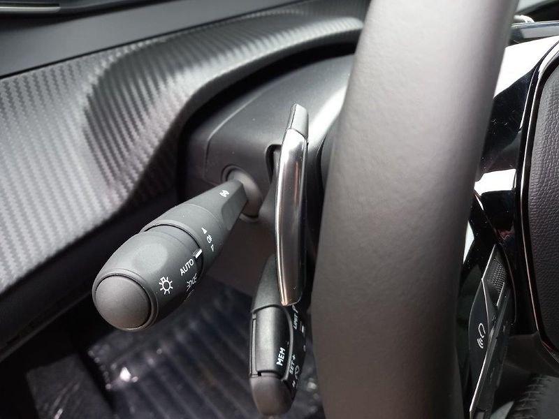 Peugeot 208 (2026) BUSINESS HYBRID 110 e-DCS6  - fotka 18 z 41