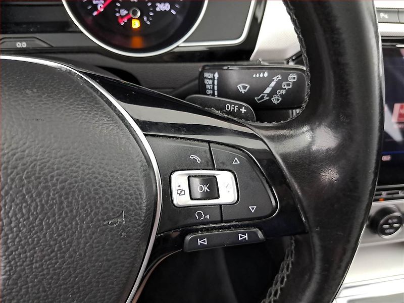 Volkswagen Passat (2017) 2.0 TDI, Automat, Tempomat - fotka 18 z 22