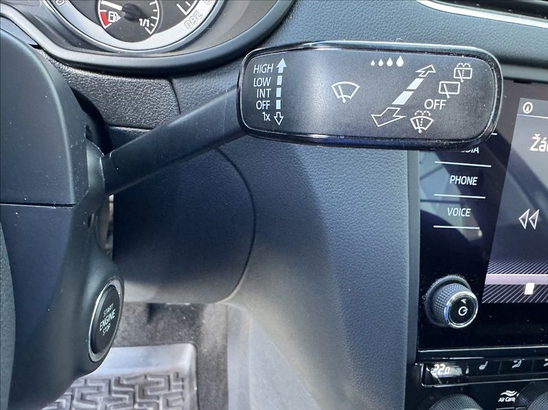Škoda Octavia 2,0 TDI DSG STYLE DPH 1.maj ČR - fotka 30 z 50