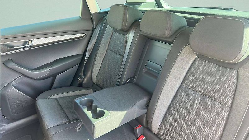Škoda Karoq Top Selection 1,5 TSI 110kW MT - fotka 21 z 28