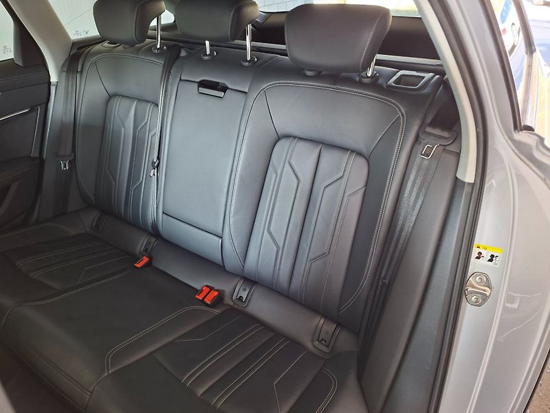 Audi A6 Allroad (2021) 50TDI 210kW 8A QUATTRO - fotka 34 z 47