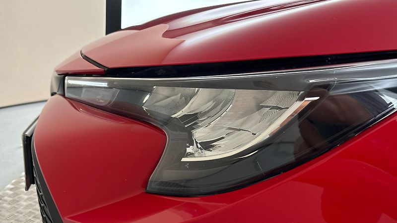 Toyota Corolla 1.8 Hybrid AUT Comfort Touring - fotka 18 z 27