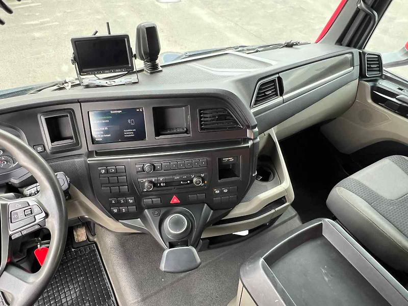 MAN TGS 35.510 8x4 BB termomulda M - fotka 25 z 28