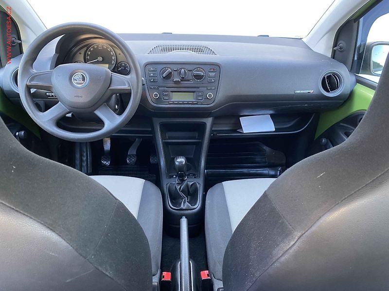 Škoda Citigo (2013) 1.0 MPi, AC, výhřev sed - fotka 8 z 12